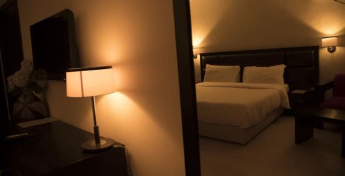hotel room image