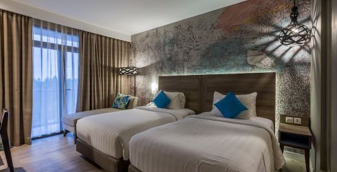 hotel room image
