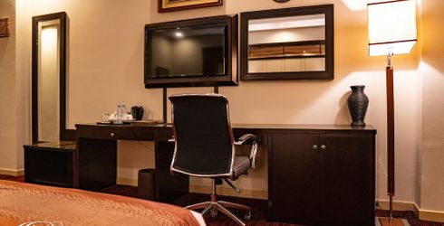 hotel room image