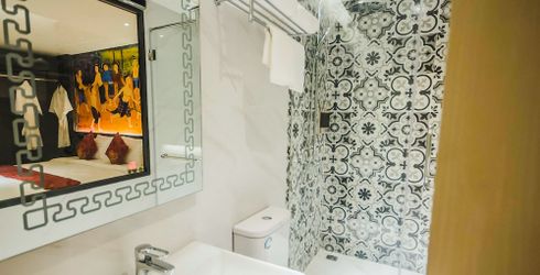 hotel room image