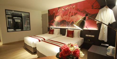 hotel room image