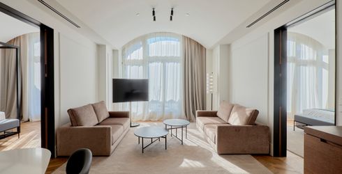 hotel room image