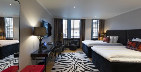 hotel room image