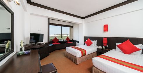 hotel room image