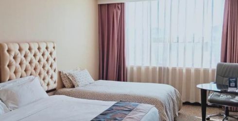 hotel room image