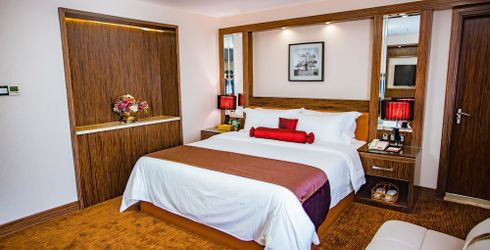 hotel room image