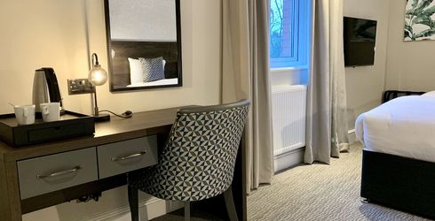 hotel room image