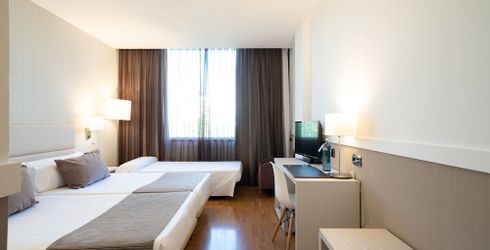 hotel room image