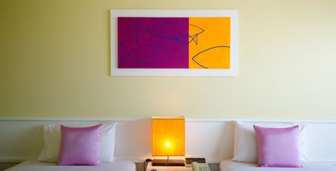 hotel room image