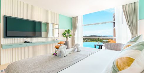 hotel room image