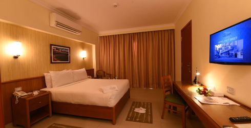 hotel room image