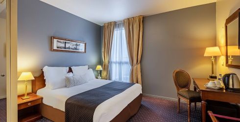 hotel room image