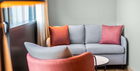 hotel room image
