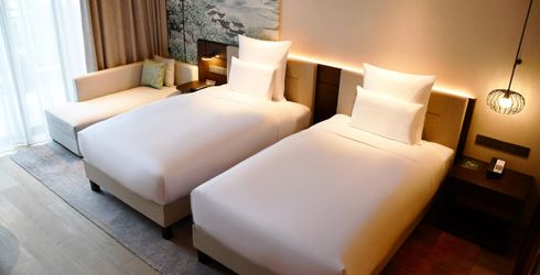 hotel room image