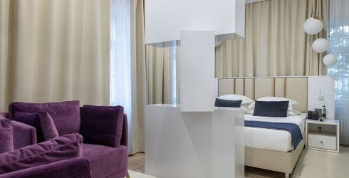 hotel room image