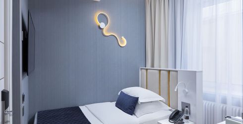 hotel room image