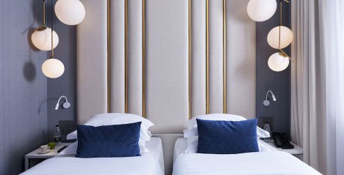 hotel room image