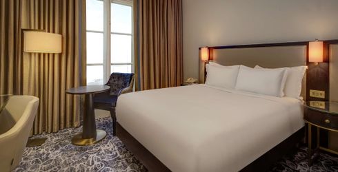 hotel room image