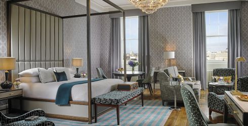 hotel room image