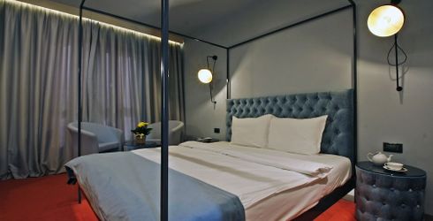 hotel room image