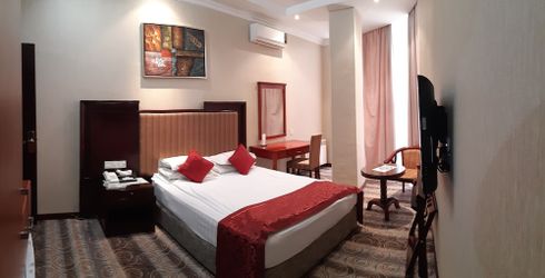 hotel room image