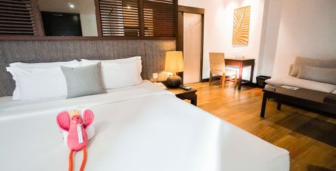 hotel room image