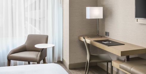 hotel room image