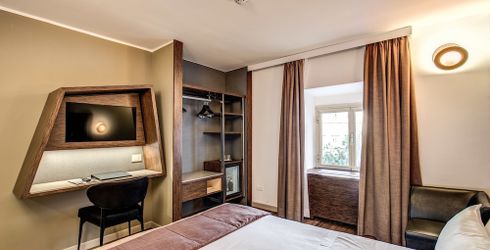 hotel room image