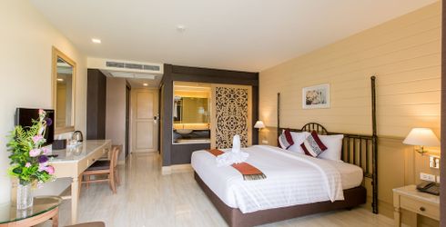 hotel room image