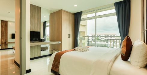 hotel room image