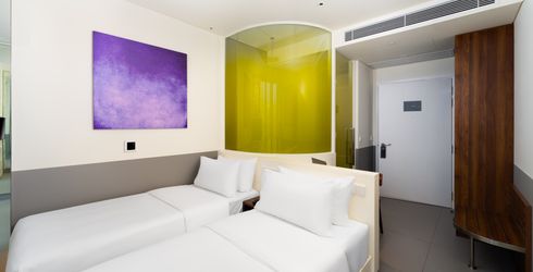 hotel room image