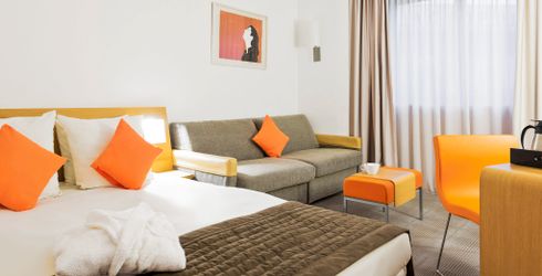 hotel room image