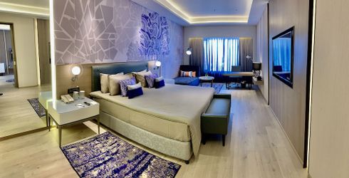 hotel room image