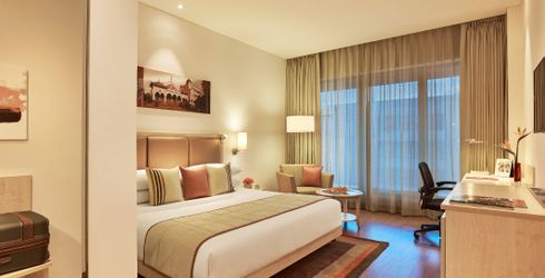 hotel room image