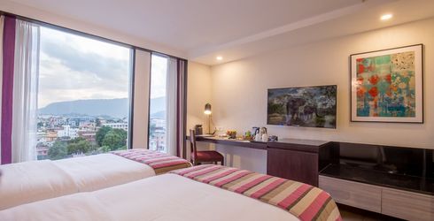 hotel room image