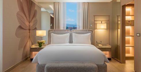 hotel room image