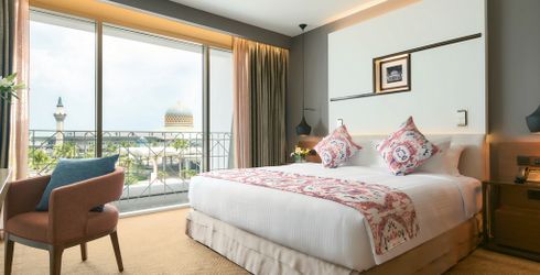 hotel room image