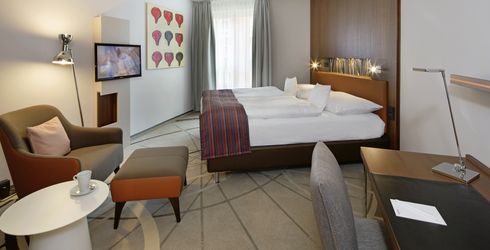 hotel room image