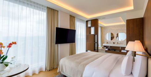 hotel room image