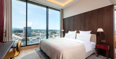 hotel room image