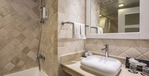 hotel room image