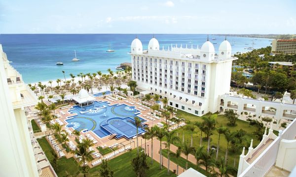 Riu Palace Aruba All Inclusive hotel in Palm-Eagle Beach