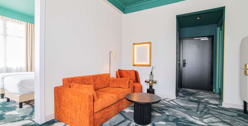 hotel room image