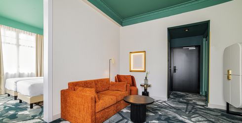 hotel room image