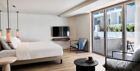 hotel room image
