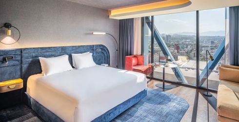 hotel room image