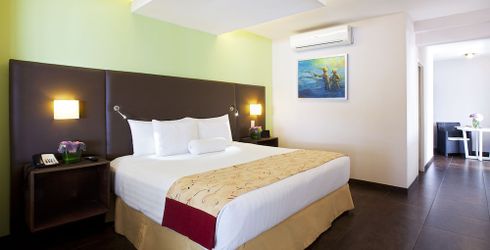 hotel room image