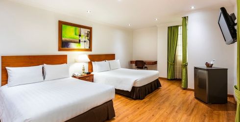hotel room image