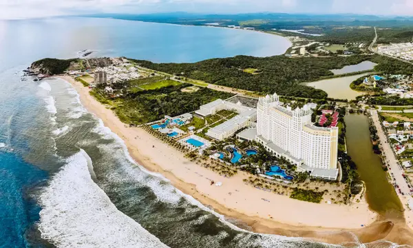 RIU Emerald Bay - All Inclusive hotel in Mazatlan