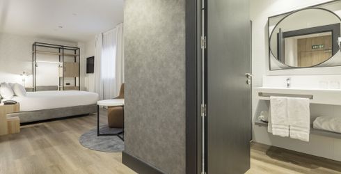 hotel room image